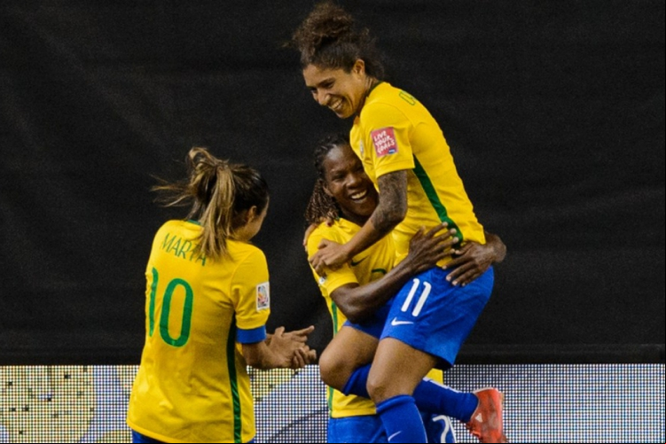 Brasil enfrenta Itália no último jogo da fase de grupos.