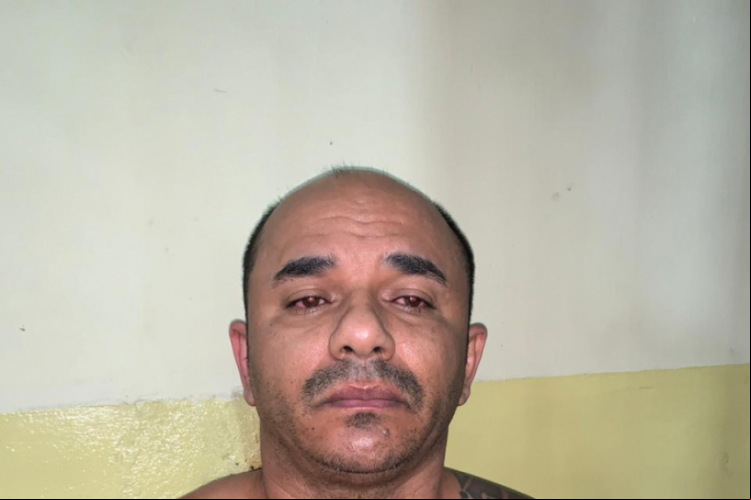 Ednal Braz da Silva, o Siciliano, preso acusado de ordenar ataques em torres de telefonia em abri...