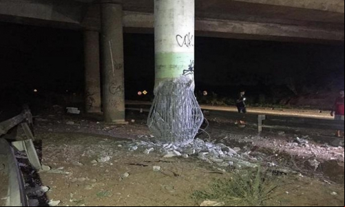 Coluna de viaduto atingida por explosão criminosa em Caucaia. Suspeita pelo crime foi absolvida Coluna de viaduto atingida por explosão criminosa em Caucaia. Suspeita pelo crime foi absolvida