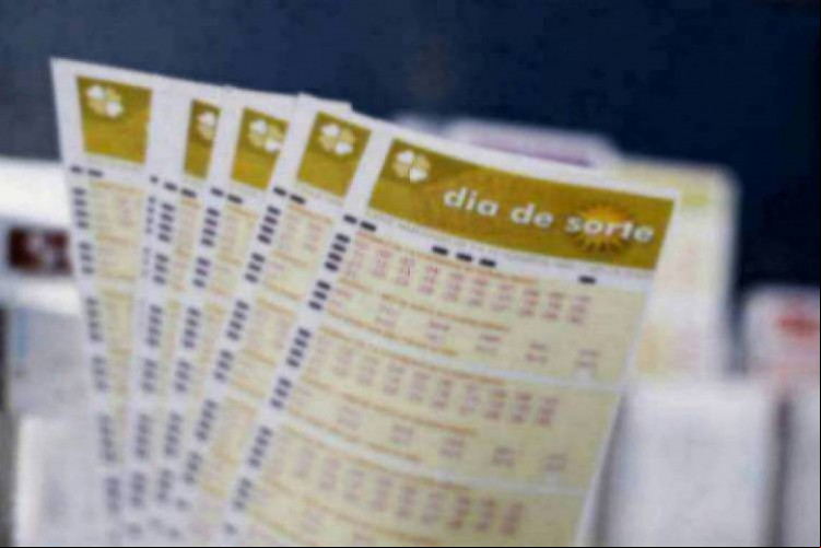 Dia de Sorte, Concurso 1061, resultado de hoje, quinta-feira, 08 de maio de 2025 (08/05/25). O prêmio é de R$ 350 mil