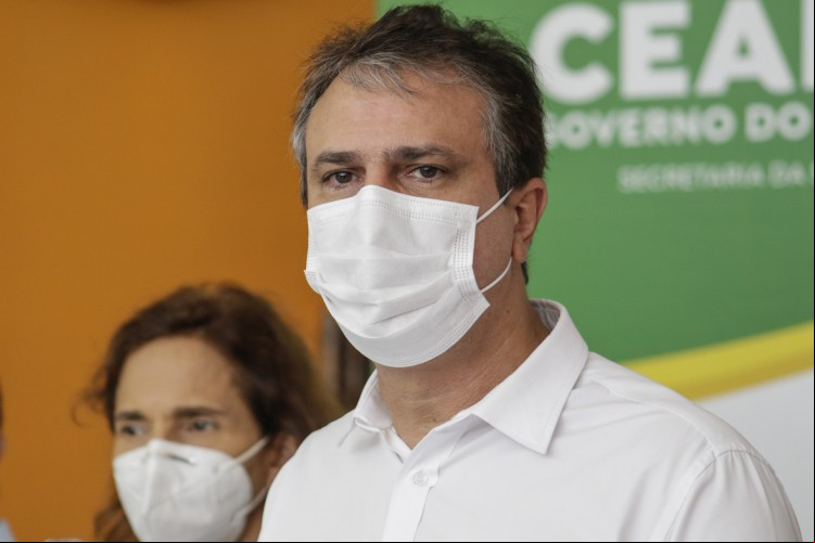 Camilo sobe o tom e diz que oposição é