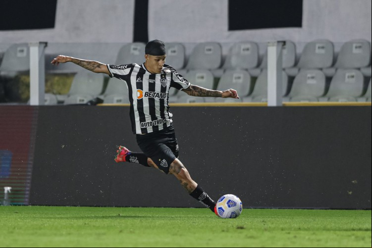 Atlético-MG de Guilherme Arana enfrenta hoje o Atlético-GO pelo Brasileirão 2021; veja onde assistir ao vivo à transmissão, provável escalão e qual horário do jogo