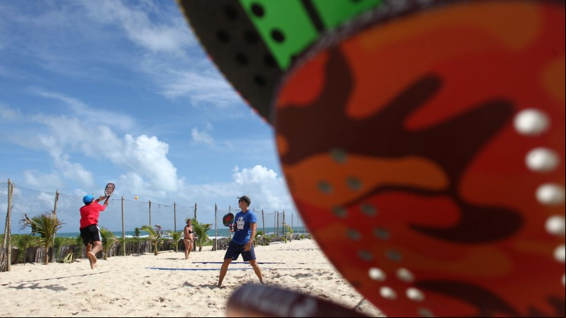 Tem sido regisrado crescimento do número de praticantes de Beach tennis em Fortaleza.