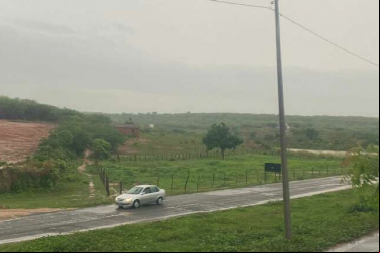 De acordo com Fundação Cearense de Meteorologia e Recursos Hídricos (Funceme), até às 10 horas desta quinta-feira, 2, 122 municípios cearenses registraram chuvas entre às 7 horas de quarta-feira, 1º, e às 7 horas de hoje.