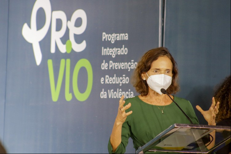 VICE-GOVERNADORA ,Izolda Cela, participou do lançamento do programa