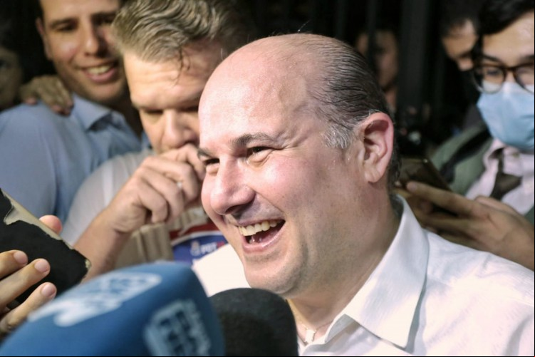 Roberto Cláudio, escolhido pelo PDT para ser candidato a governador Roberto Cláudio, escolhido pelo PDT para ser candidato a governador