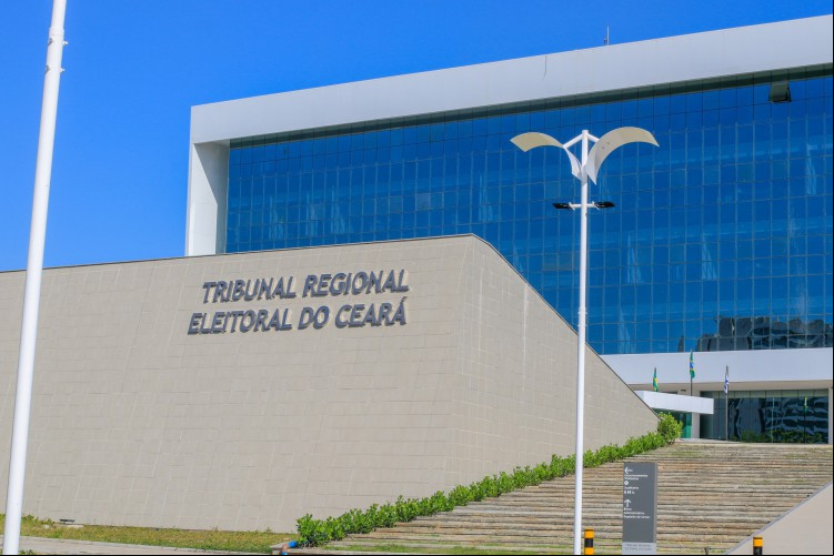 Fachada do Tribunal Regional Eleitoral (TRE-CE). Nova sede localizada no bairro Luciano Cavalcante
