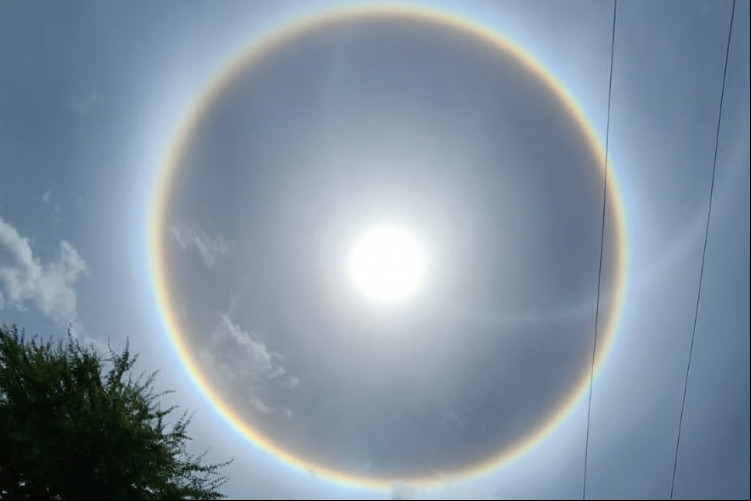 Moradores ficaram espantados com o Halo Solar