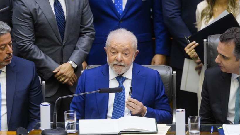 Presidente Lula assinou MP que modifica o CARF.