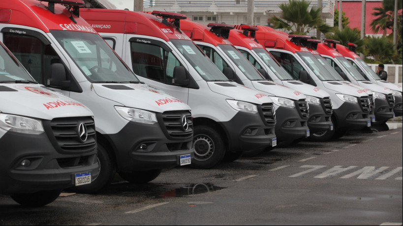 Ceará: entrega de 20 novas ambulâncias do Samu