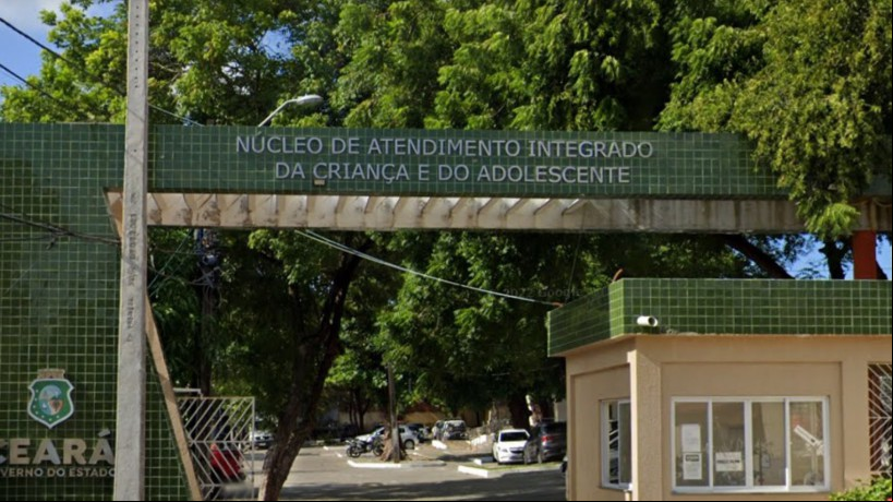 Fachada da sede do Núcleo de Atendimento Integrado da Criança e do Adolescente, onde fica a DCA