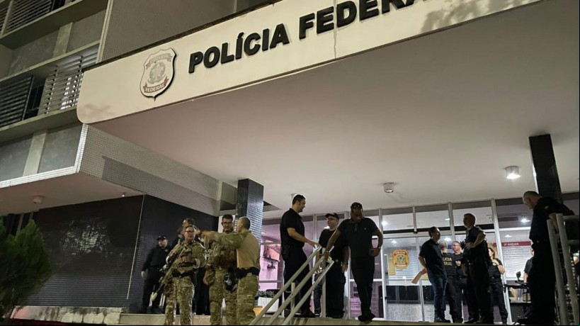 Operação da PF, deflagrada nesta quinta-feira, 11, combate fraude de benefícios previdenciários. Mandados são cumpridos em três municípios cearenses