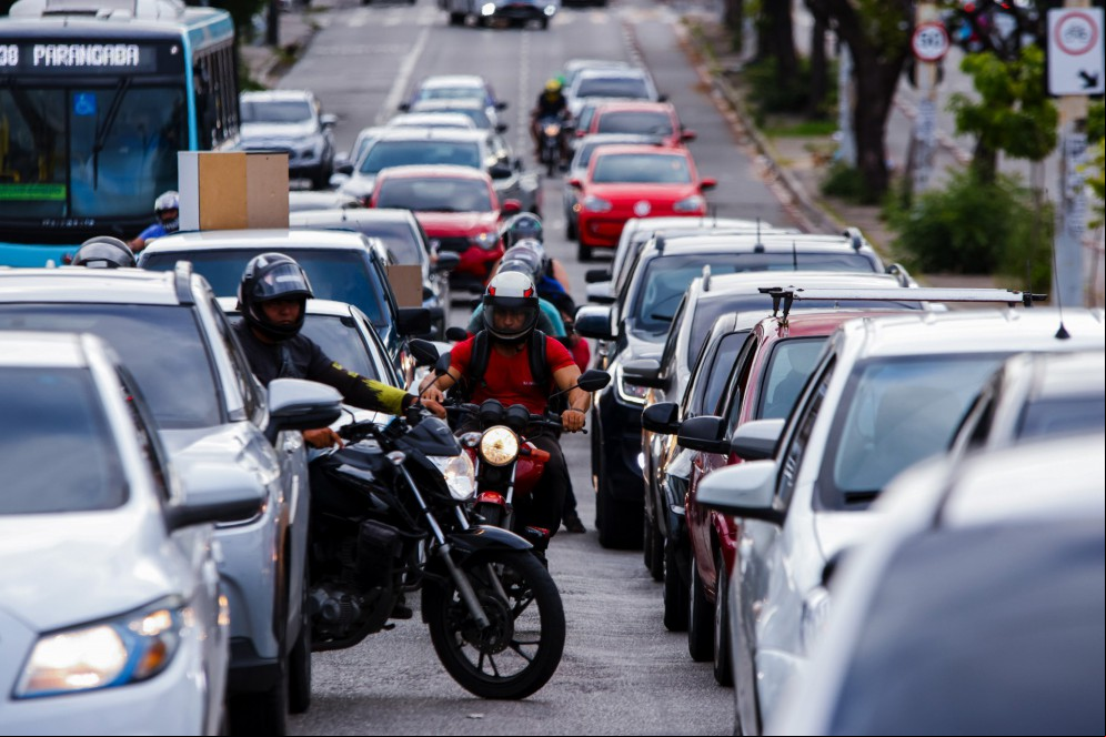 FORTALEZA-CE, BRASIL, 25-05-2023: Indice de acidentes do motos diminui, prevenção de acidentes de motos (Foto: Aurelio Alves/O Povo) FORTALEZA-CE, BRASIL, 25-05-2023: Indice de acidentes do motos diminui, prevenção de acidentes de motos (Foto: Aurelio Alves/O Povo)