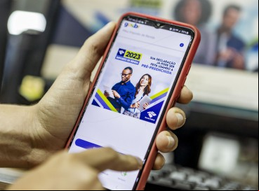 De acordo com a Receita Federal, no Brasil, serão R$ 762.906.928 para 358.737 pessoas 