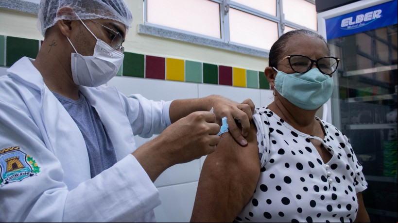 Postos de saúde de Fortaleza continuam a vacinar contra a gripe