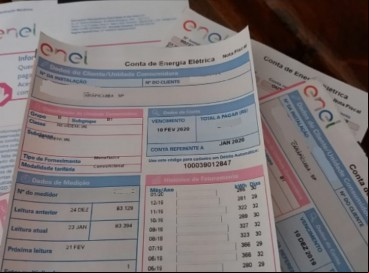 A Enel e a gestão do Município, caso condenadas, devem pagar R$ 500 mil por dano moral coletivo e o ressarcimento aos moradores. 
 