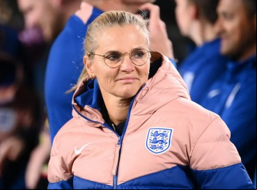 Conheça Sarina Wiegman, a técnica que pode comandar a seleção masculina da Inglaterra 
