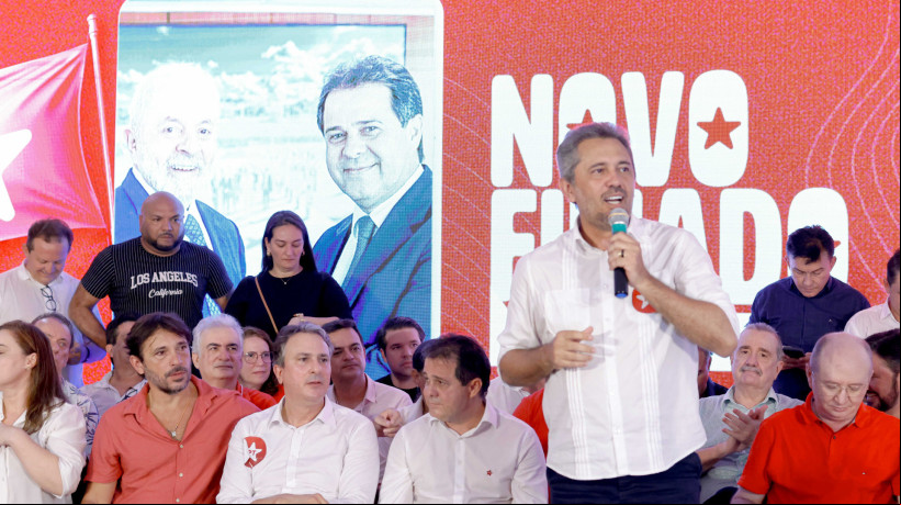 ELMANO participou no último domingo do ato de filiação de Evandro Leitão