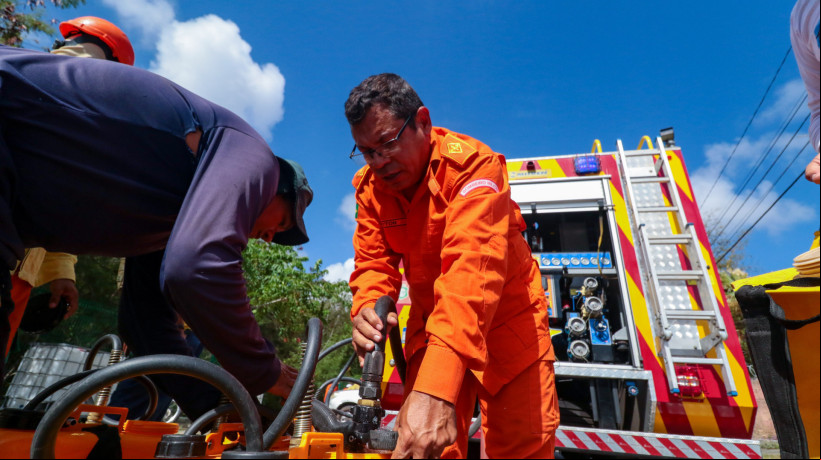 Concurso dos Bombeiros prevê 450 vagas, além de cadastro reserva, para o cargo de soldado do Quadro de praças Bombeiros Militares (QPBM). Salário inicial é de R$ 5.893,30
