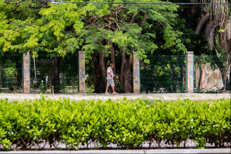 Parque da Lagoa da Maraponga está em estado de abandono