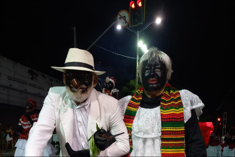 Desfile de Maracatu na Avenida Domingos Olímpio Desfile de Maracatu na Avenida Domingos Olímpio