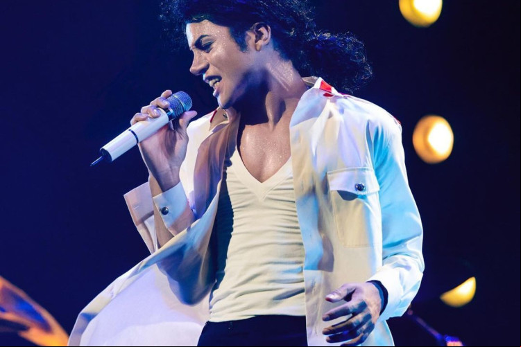 Jaafar Jackson, sobrinho de Michael Jackson, interpreta o tio em cinebiografia sobre o Rei do Pop