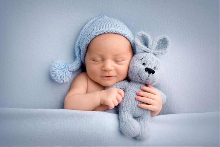 É possível garantir noites tranquilas para o bebê e para toda a família (Imagem: Yulia Sribna | Shutterstock)
