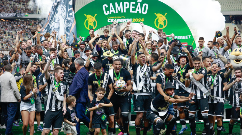 Com título cearense, Alvinegro de Porangabuçu descola do Náutico. Equipe ainda busca títulos na Copa do Brasil e na Série B 