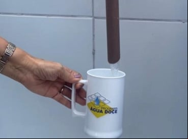 O Programa Água Doce é uma ação coordenada pelo Ministério do Desenvolvimento Regional que visa estabelecer uma política pública permanente de o à água de qualidade para o consumo humano por meio do aproveitamento sustentável de águas subterrâneas 