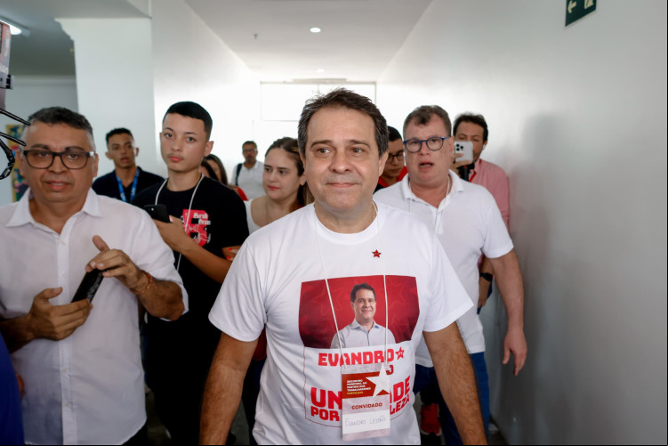 Evandro Leitão em encontro do PT Fortaleza