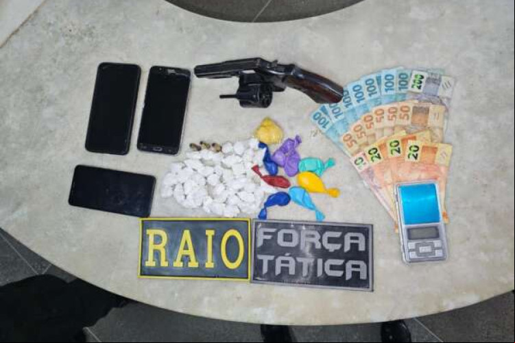 Ambos possuem agens pela polícia
