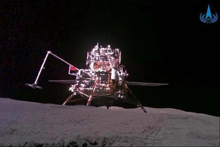 O módulo de pouso e ascensão da missão chinesa Chang'e 6 coletou amostras de solo na face oculta da Lua