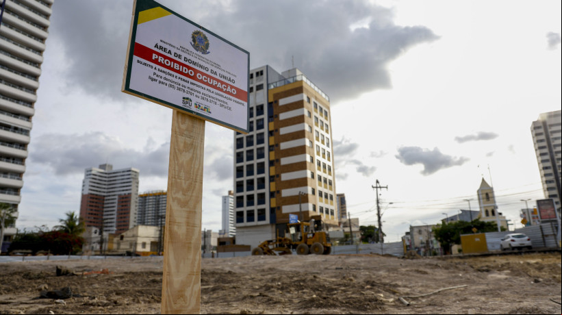 PLACA da SPU foi colocada no terreno do antigo Edifício São Pedro