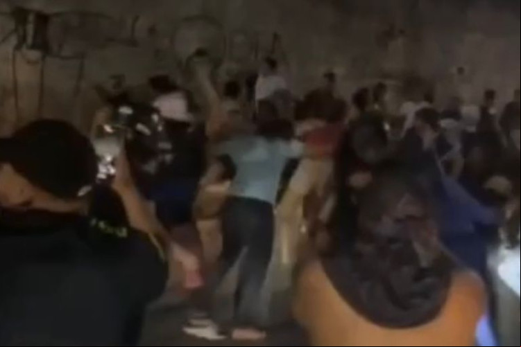 Briga entre torcidas organizadas femininas no aré deixou feridas