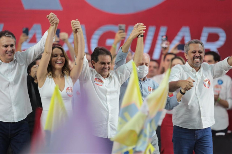 Camilo, Gabriella, Evandro, Lula e Elmano
