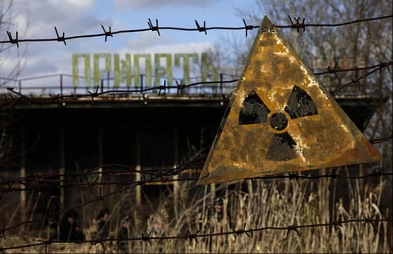 O acidente nuclear em Chernobyl , ocorrido em 25/4/1986, foi um dos maiores desastres da história mundial. Na ocasião, o território fazia parte da União Soviética.