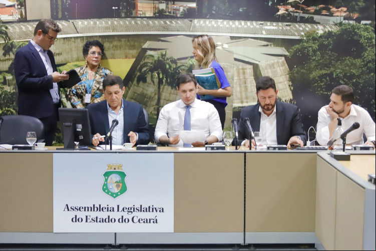 Comissão da Alece aprovou por unanimidade o projeto de indicação