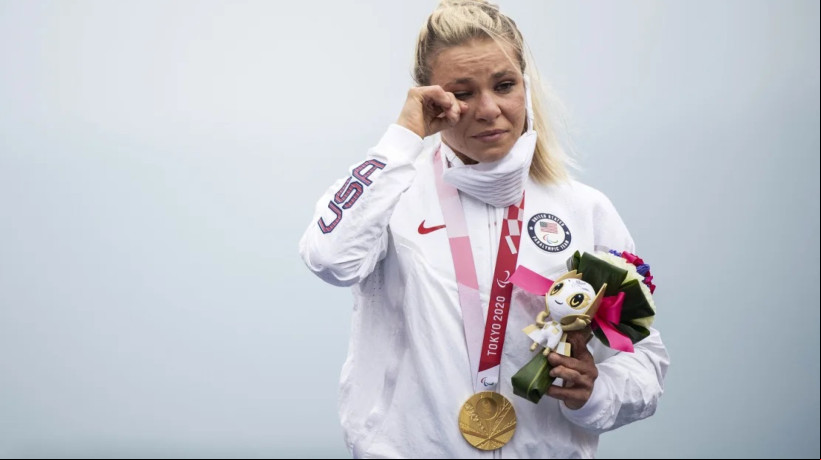 Oksana Masters, embora defenda os EUA nas Paralimpíadas, ela é ucraniana de nascimento