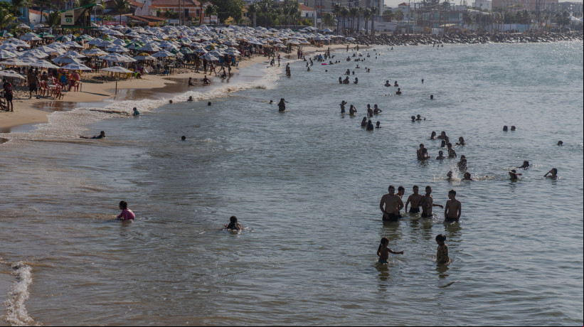 FORTALEZA-CE, BRASIL, 01-09-2024: Movimentação da Nova Praia de Iracema. Na foto, a Praia dos Crush.(Foto: Fernanda Barros/O Povo)