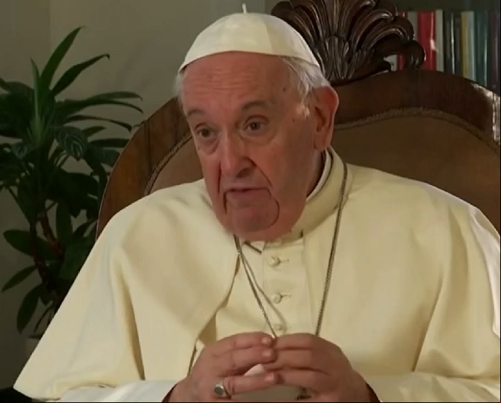 Em uma decisão histórica, em dezembro de 2023, Francisco autorizou que casais do mesmo sexo pudessem receber a benção nas igrejas católicas.