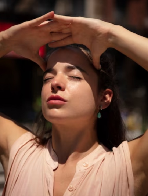 Segundo os cientistas, até mesmo pessoas saudáveis podem ser afetadas pelas altas temperaturas e até morrer quando expostas ao calor por muito tempo.