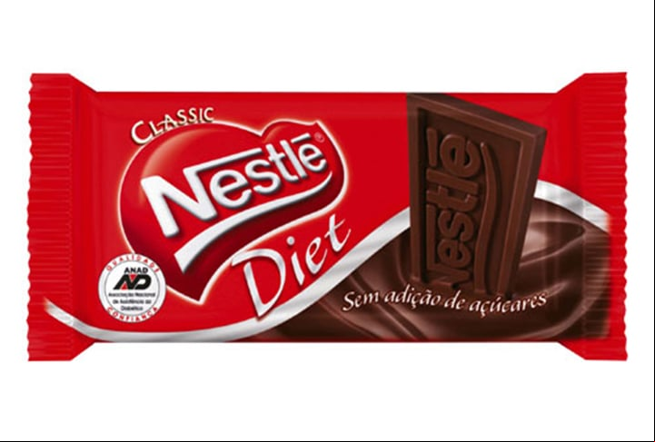 O chocolate zero açúcar pode ser uma opção mais saudável do que o chocolate convencional, mas deve ser consumido com moderação. Ele se torna uma alternativa para quem precisa reduzir o consumo de açúcar, com uma dieta menos calórica e sem deixar de comer um doce.