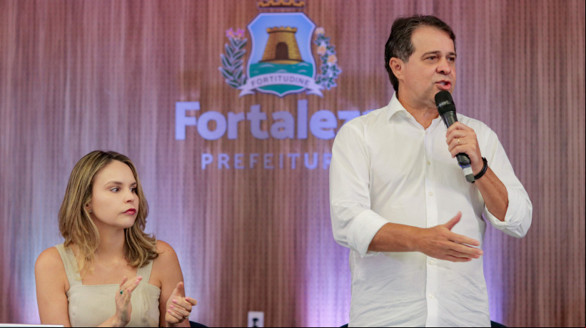 EVANDRO e a vice Gabriella Aguiar em primeira reunião de secretariado