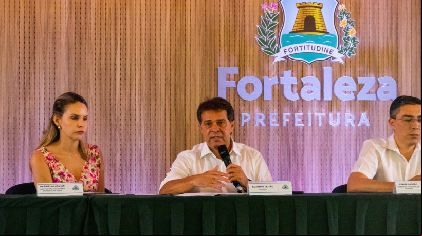 Prefeito de FortalezEvandro Leitão
Prefeito Evandro Leitão (PT) na primeira reunião com seus secretários, no Paço Municipal.