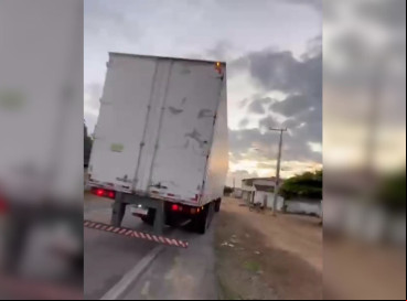 Grupo estava no meio de um treinamento quando foi intimidado por motorista 