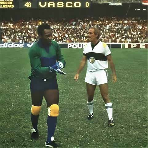 Pelé, maior jogador da história do futebol, foi personagem de “Os Trapalhões e o Rei do Futebol” (1986).