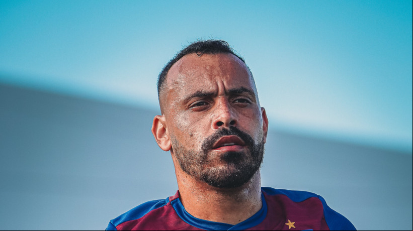Atacante Moisés em treino do Fortaleza no Centro de Excelência Alcides Santos