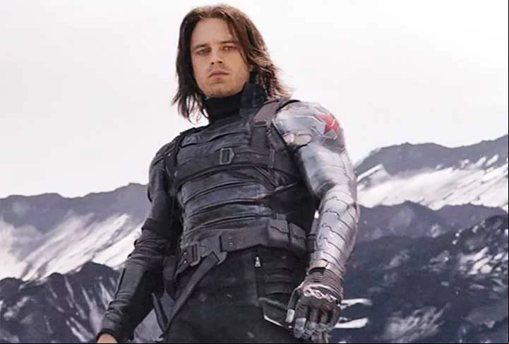 Conhecido por viver o Soldado Invernal nos filmes da Marvel, Sebastian Stan contou que precisou ganhar cerca de 6,8 quilos para viver Donald Trump no filme