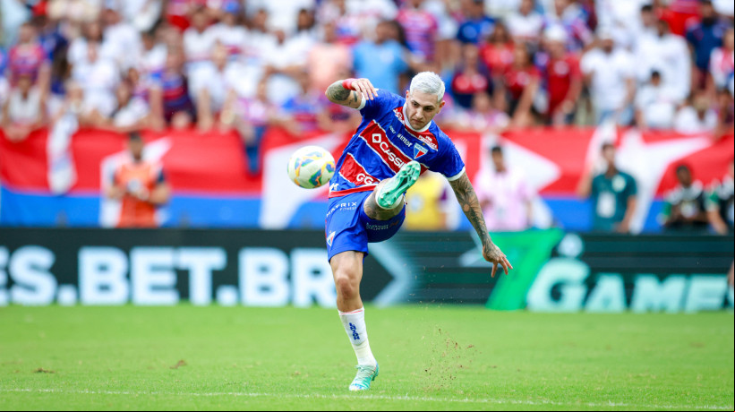 FORTALEZA, CEARÁ, BRASIL- 15.03.2025: Gastón Ávila. Fortaleza x Ceará. Clássico Rei na Arena Castelão. Primeiro jogo da final do Campeonato Cearense. (Foto: Aurélio Alves/OPOVO)