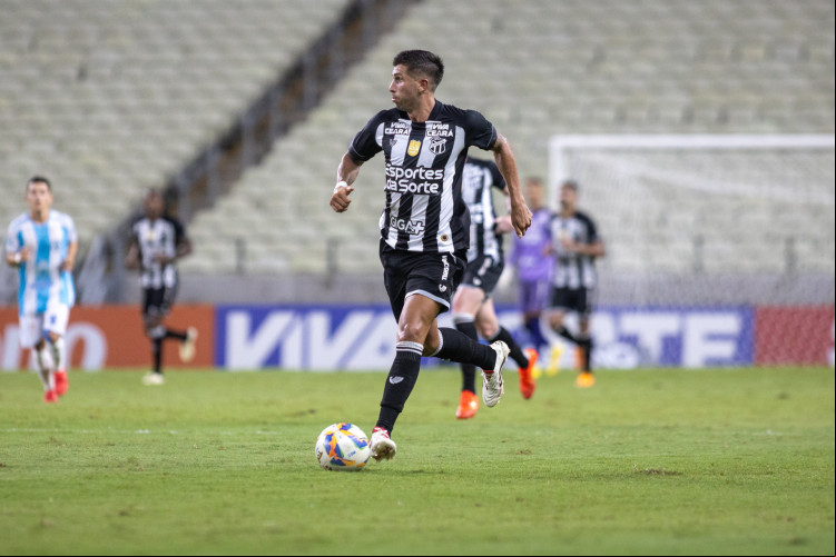 Meia Lucas Mugni no jogo Maracanã x Ceará, no Castelão, pelo Campeonato Cearense 2025 Meia Lucas Mugni no jogo Maracanã x Ceará, no Castelão, pelo Campeonato Cearense 2025